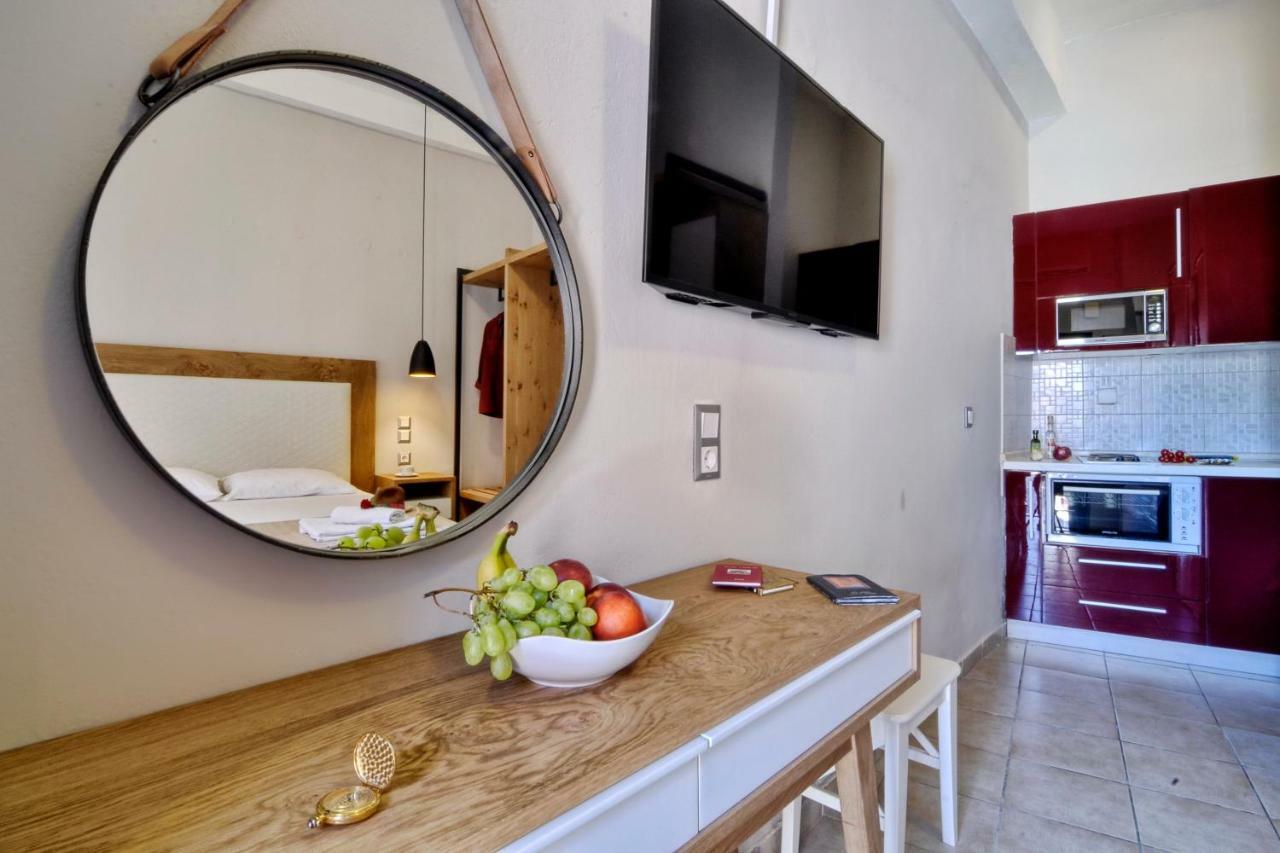 Electra Aparthotel 2*